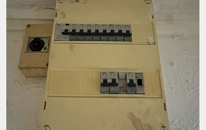 3 Pièces AUBENAS (07200)  57 m2 58 000 € 