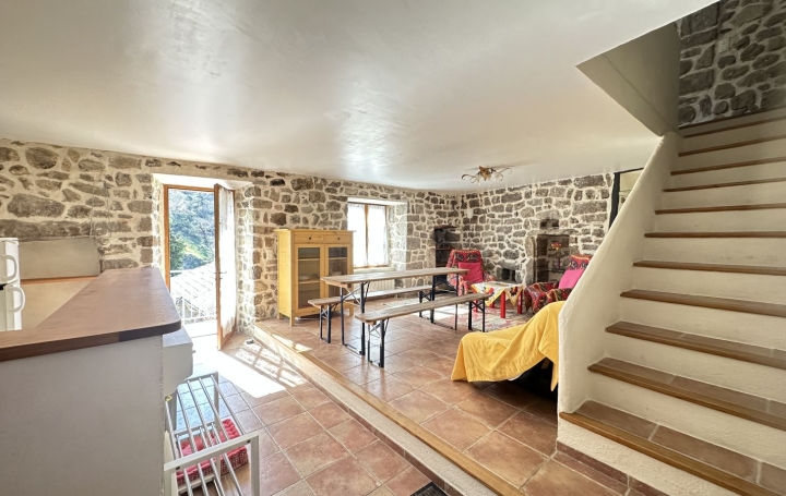 Maison GENESTELLE (07530)  115 m2 199 000 € 