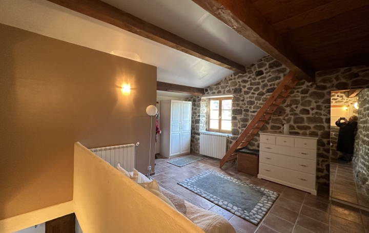 Maison GENESTELLE (07530)  115 m2 199 000 € 