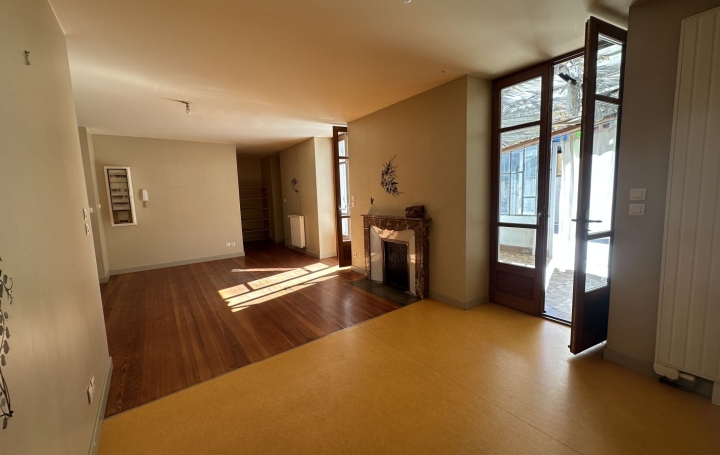 Maison VALS-LES-BAINS (07600)  165 m2 275 000 € 