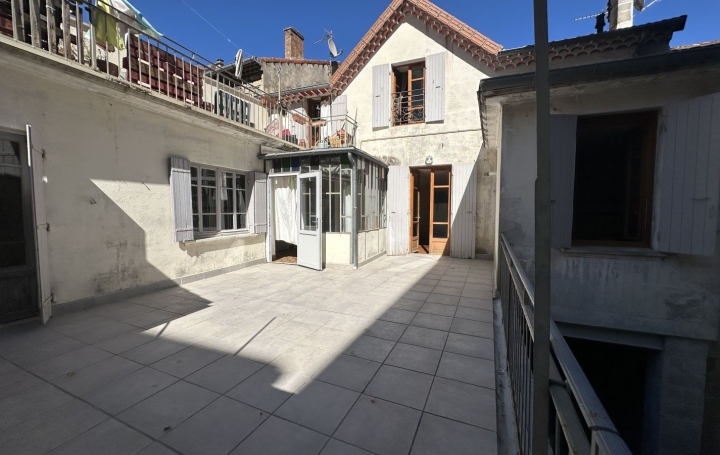 Maison VALS-LES-BAINS (07600)  165 m2 275 000 € 