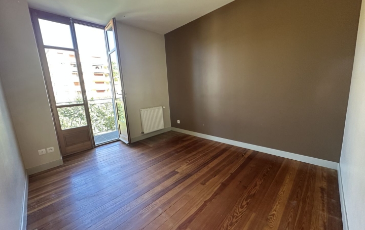 Maison VALS-LES-BAINS (07600)  165 m2 275 000 € 