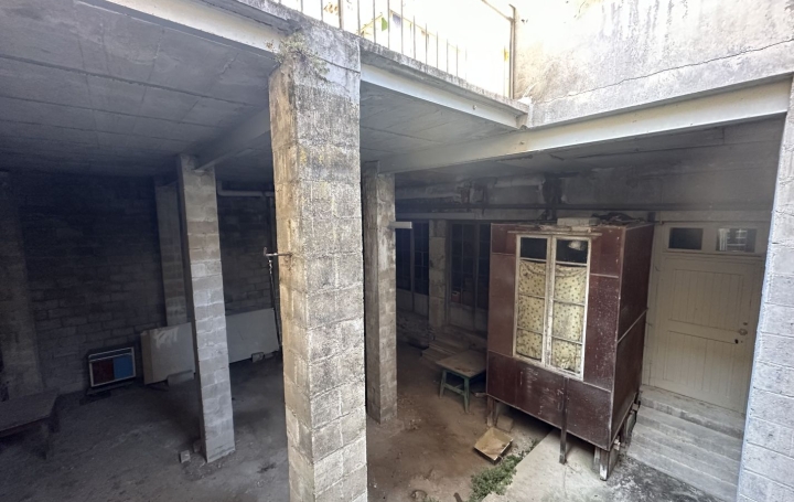 Maison VALS-LES-BAINS (07600)  165 m2 275 000 € 