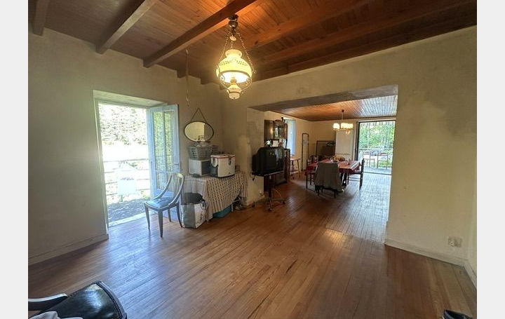 Maison JUVINAS (07600)  90 m2 125 000 € 