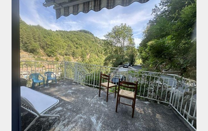 Maison JUVINAS (07600)  90 m2 125 000 € 