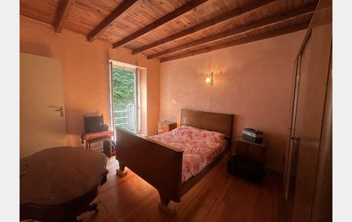 Maison JUVINAS (07600)  90 m2 125 000 € 