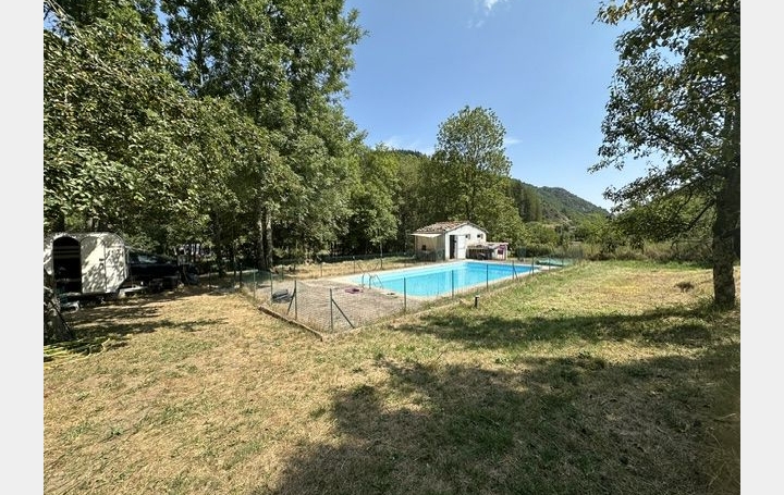 Terrain VALS-LES-BAINS (07600)   80 000 € 