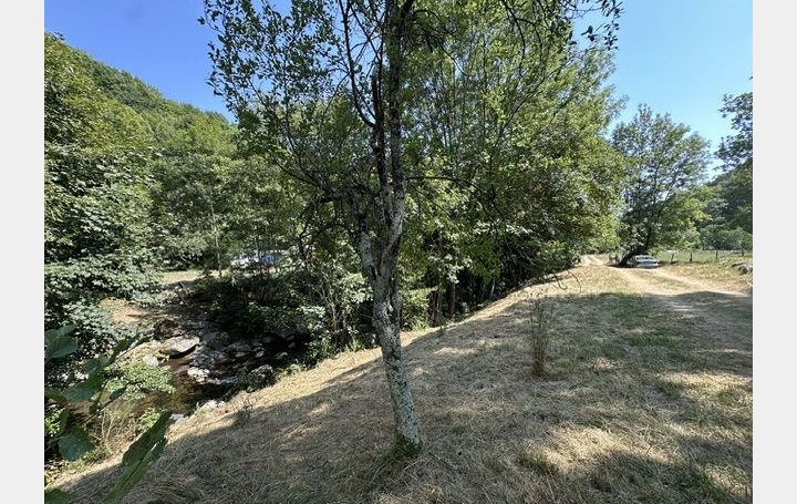 Terrain VALS-LES-BAINS (07600)   80 000 € 