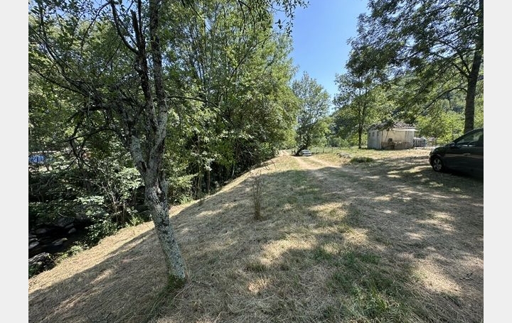 Terrain VALS-LES-BAINS (07600)   80 000 € 