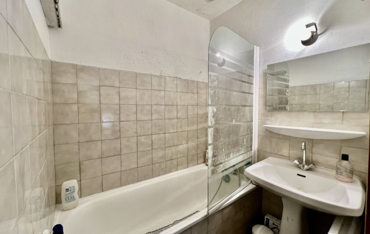 3 Pièces AUBENAS (07200)  67 m2 82 000 € 