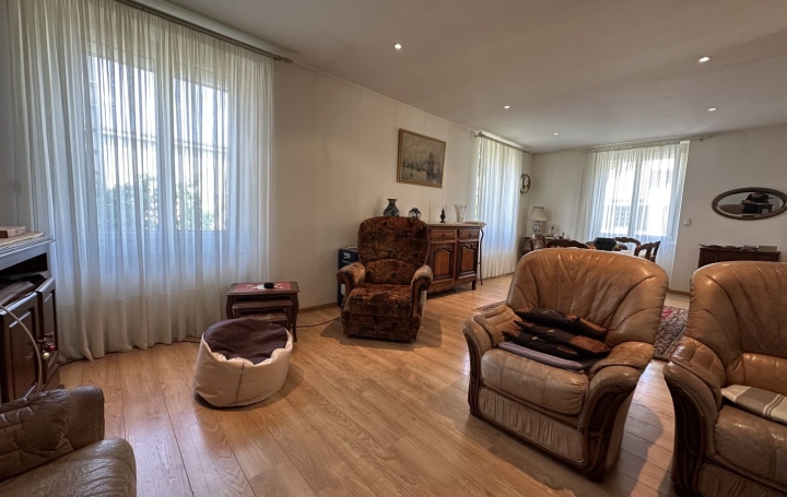 Maison AUBENAS (07200)  105 m2 199 000 € 