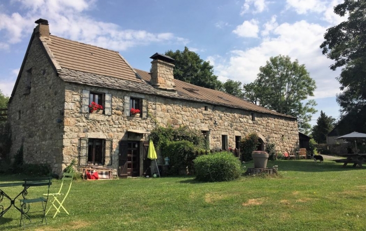 Réseau Immo-diffusion : Maison  SAGNES-ET-GOUDOULET  214 m2 365 000 € 