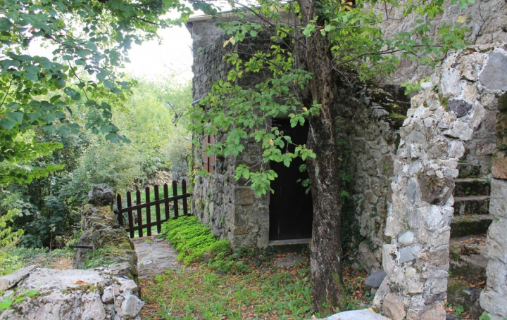 Réseau Immo-diffusion : Maison de village  LABASTIDE-SUR-BESORGUES  130 m2 115 000 € 