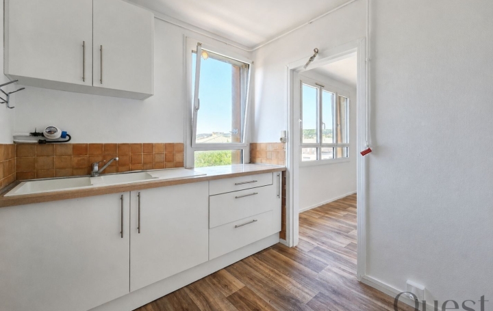 3 Pièces MANTES-LA-JOLIE (78200)  57 m2 890 € 