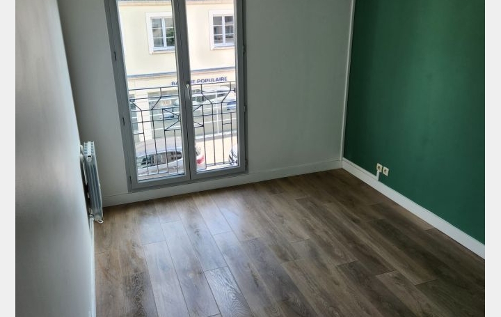 3 Pièces MANTES-LA-VILLE (78711)  67 m2 1 080 € 