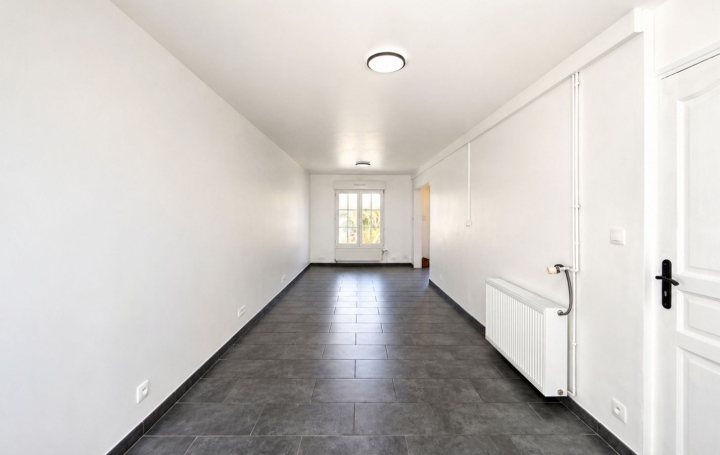 Maison MANTES-LA-JOLIE (78200)  51 m2 829 € 