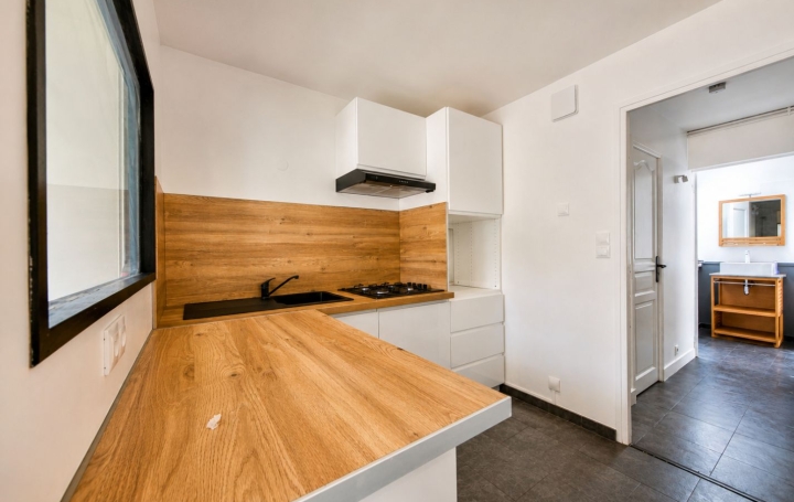 Maison MANTES-LA-JOLIE (78200)  51 m2 829 € 