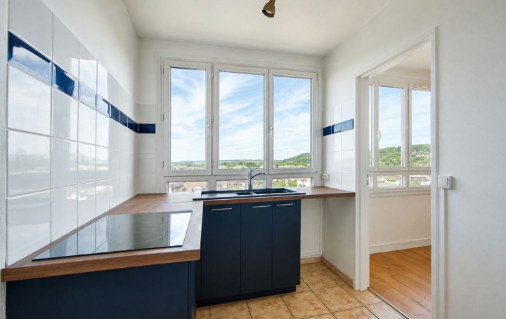 3 Pièces MANTES-LA-JOLIE (78200)  61 m2 1 010 € 