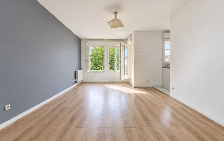 Studio CARRIERES-SOUS-POISSY (78955)  31 m2 802 € 