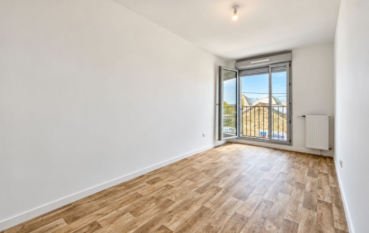 3 Pièces MANTES-LA-VILLE (78711)  65 m2 1 155 € 