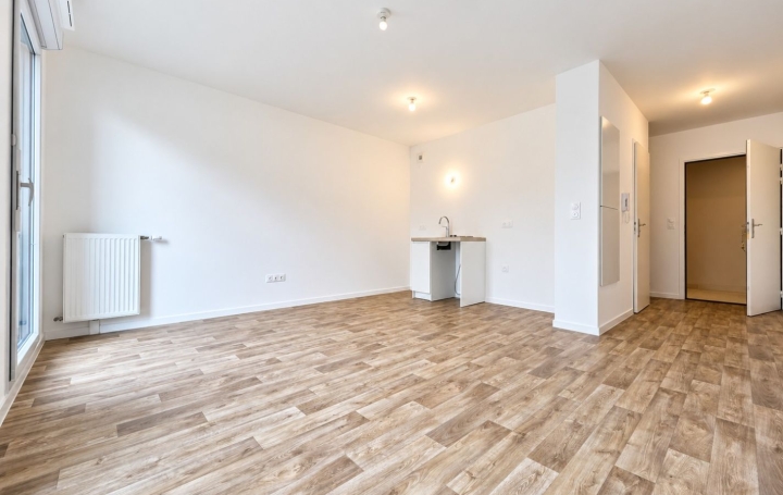 Studio MANTES-LA-VILLE (78711)  29 m2 730 € 