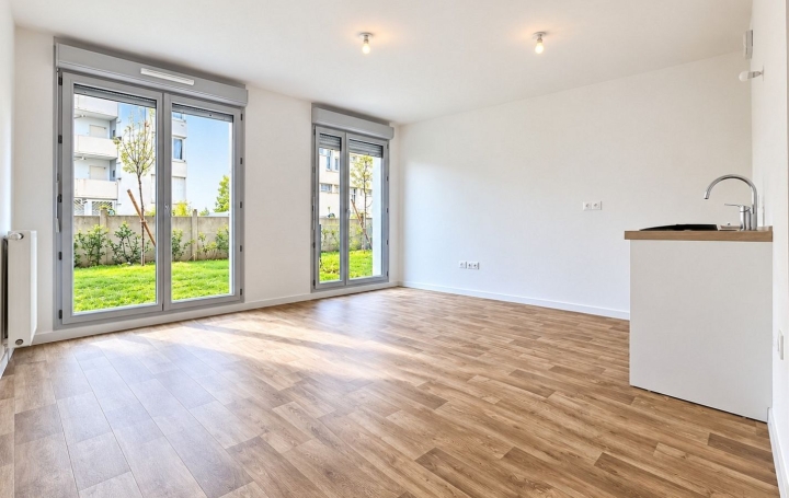 Studio MANTES-LA-VILLE (78711)  28 m2 700 € 