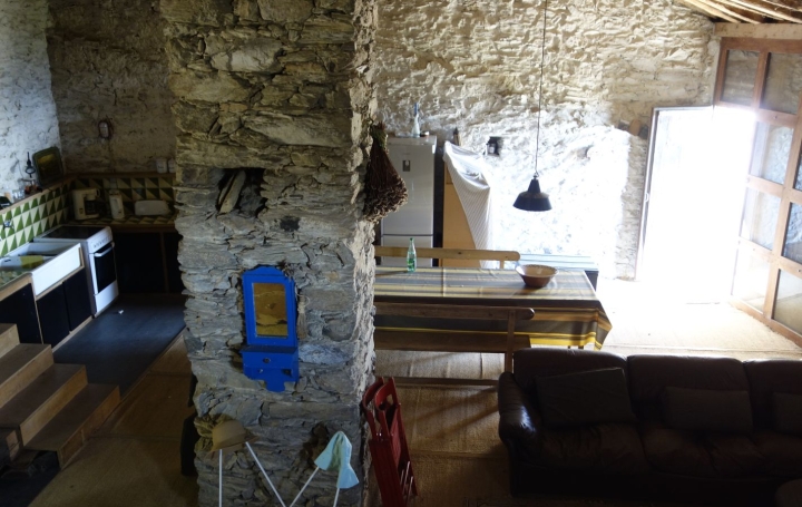 Mas LA BASTIDE (66110)  480 m2 650 000 € 