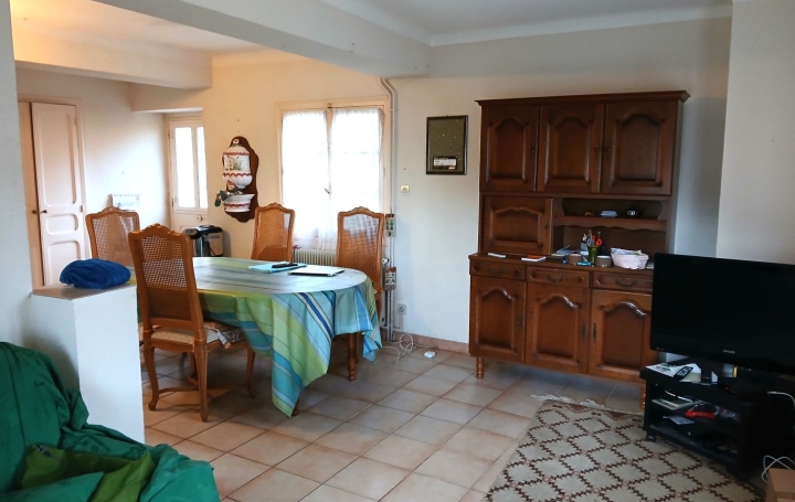 Maison MONTFERRER (66150)  103 m2 135 000 € 