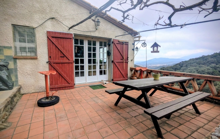 Maison CERET (66400)  120 m2 366 000 € 