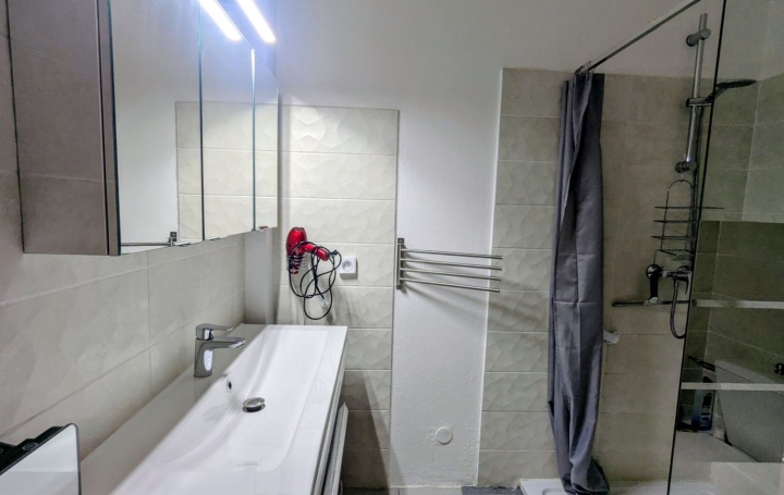 3 Pièces CERET (66400)  79 m2 238 000 € 