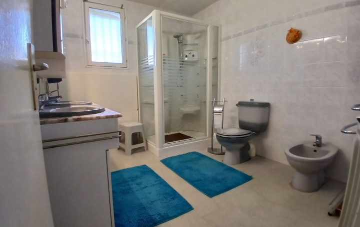 Maison CERET (66400)  87 m2 284 000 € 