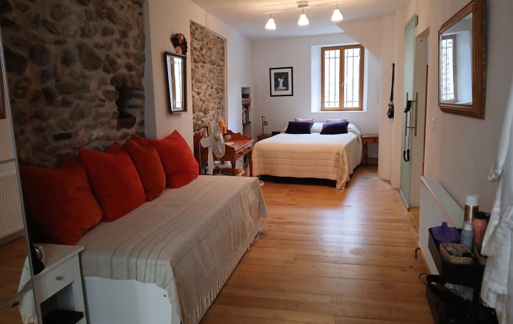 Maison de village CERET (66400)  91 m2 249 000 € 