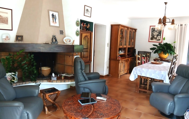 Maison CERET (66400)  162 m2 420 000 € 