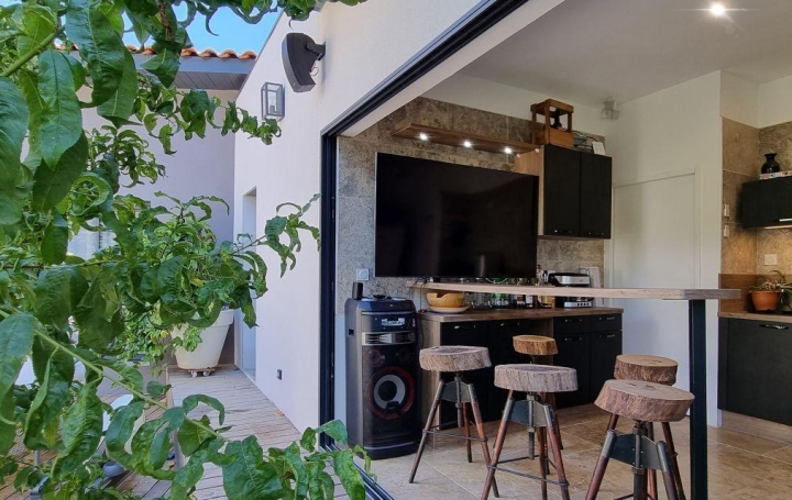 Villa BEZIERS (34500)  400 m2 1 145 000 € 