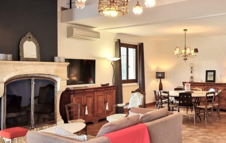 Villa SAINT-CHINIAN (34360)  346 m2 530 000 € 