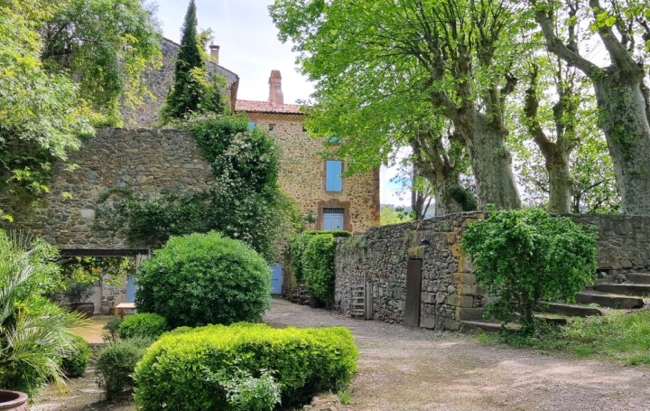 Domaine BEZIERS (34500)  800 m2 1 800 000 € 