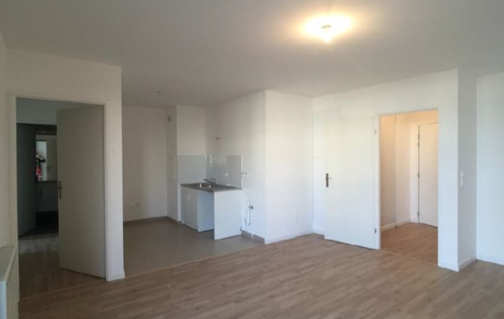 Réseau Immo-diffusion : Appartement P3  SAINT-CYR-L'ECOLE  62 m2 273 200 € 