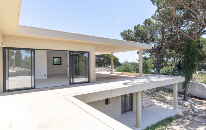 Villa SAINT-TROPEZ (83990)  488 m2 12 500 000 € 