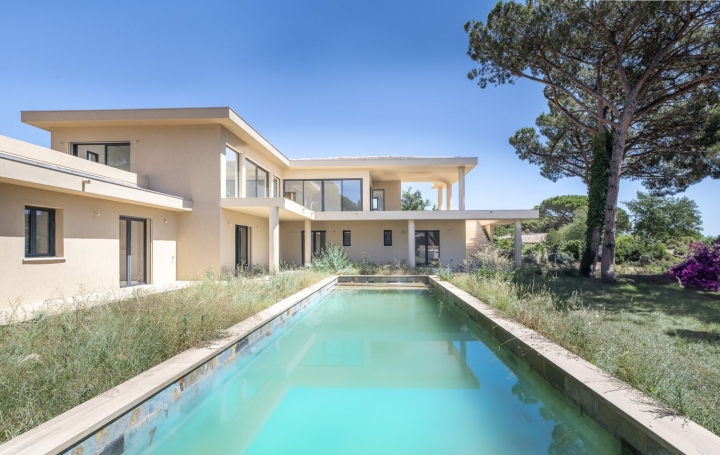 Villa SAINT-TROPEZ (83990)  488 m2 12 500 000 € 