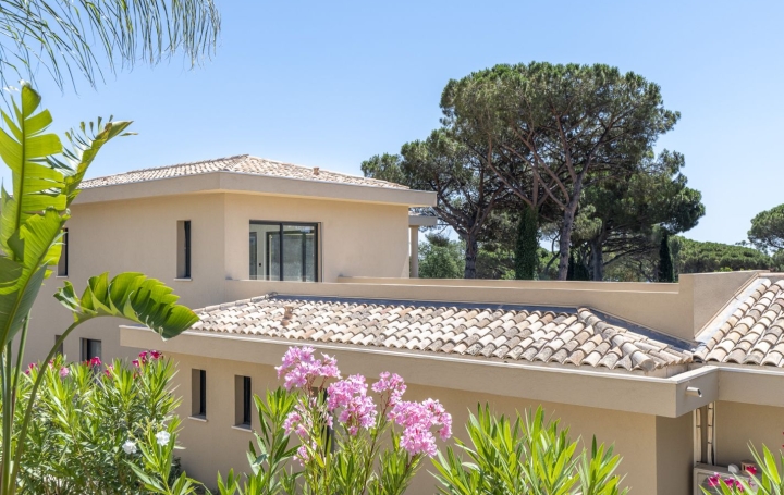 Villa SAINT-TROPEZ (83990)  488 m2 12 500 000 € 