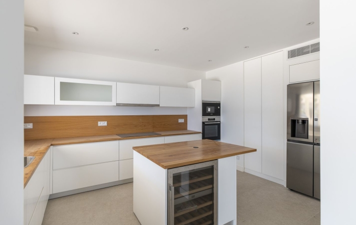 Maison SAINTE-MAXIME (83120)  453 m2 12 000 000 € 