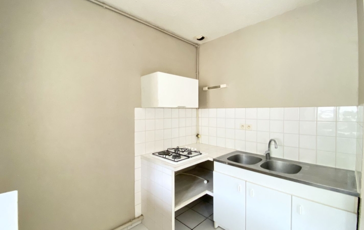 2 Pièces VALS-LES-BAINS (07600)  49 m2 450 € 