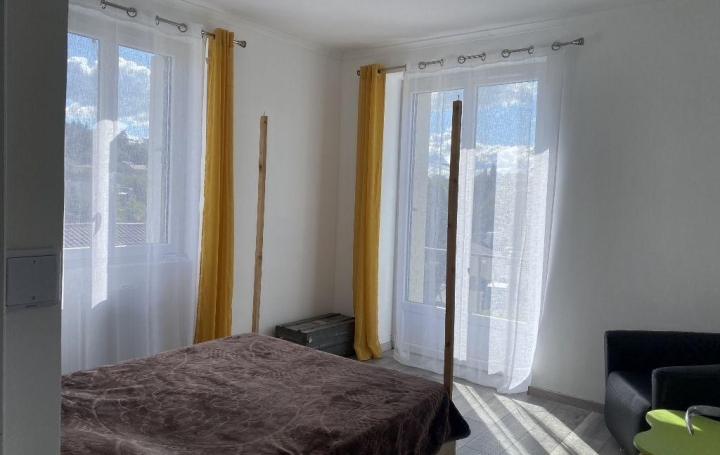 Maison AUBENAS (07200)  77 m2 195 000 € 