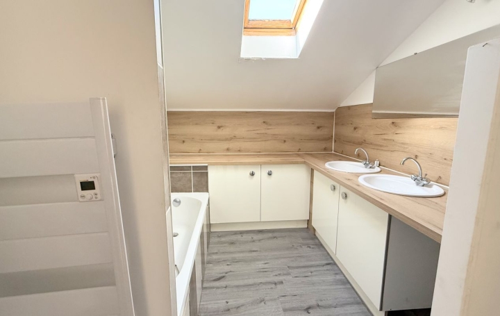 4 Pièces VALS-LES-BAINS (07600)  62 m2 86 000 € 