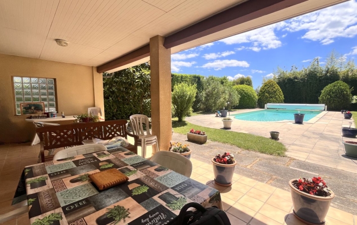 Maison AUBENAS (07200)  206 m2 450 000 € 