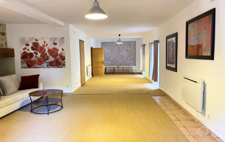 Maison ROCLES (07110)  320 m2 390 000 € 