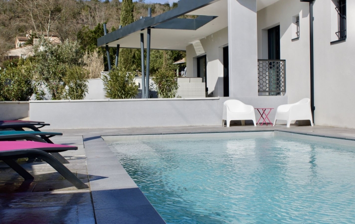 Maison VALLON-PONT-D'ARC (07150)  126 m2 525 000 € 