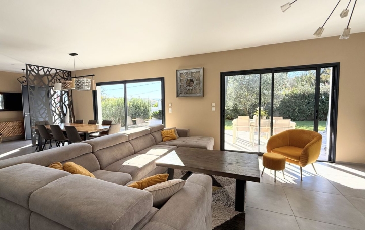 Maison VALLON-PONT-D'ARC (07150)  126 m2 525 000 € 