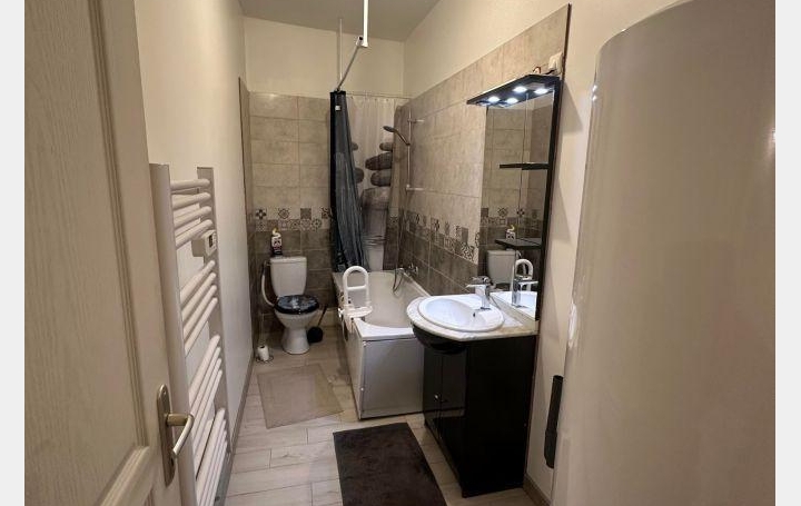 Immeuble MONTAGNAC (34530)  152 m2 159 000 € 