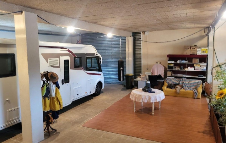 Maison MONTAGNAC (34530)  190 m2 448 000 € 